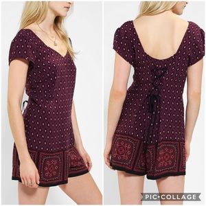 Staring at Stars Maroon Paisley Romper Small NEW